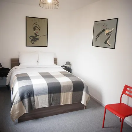 Lacour Apartment